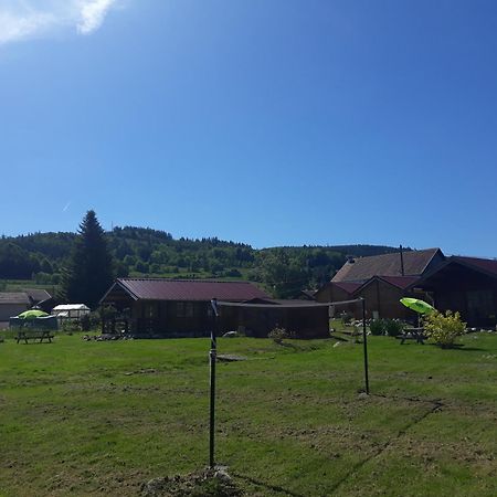 Chalets Les 5 Loups Gerbépal Exterior foto